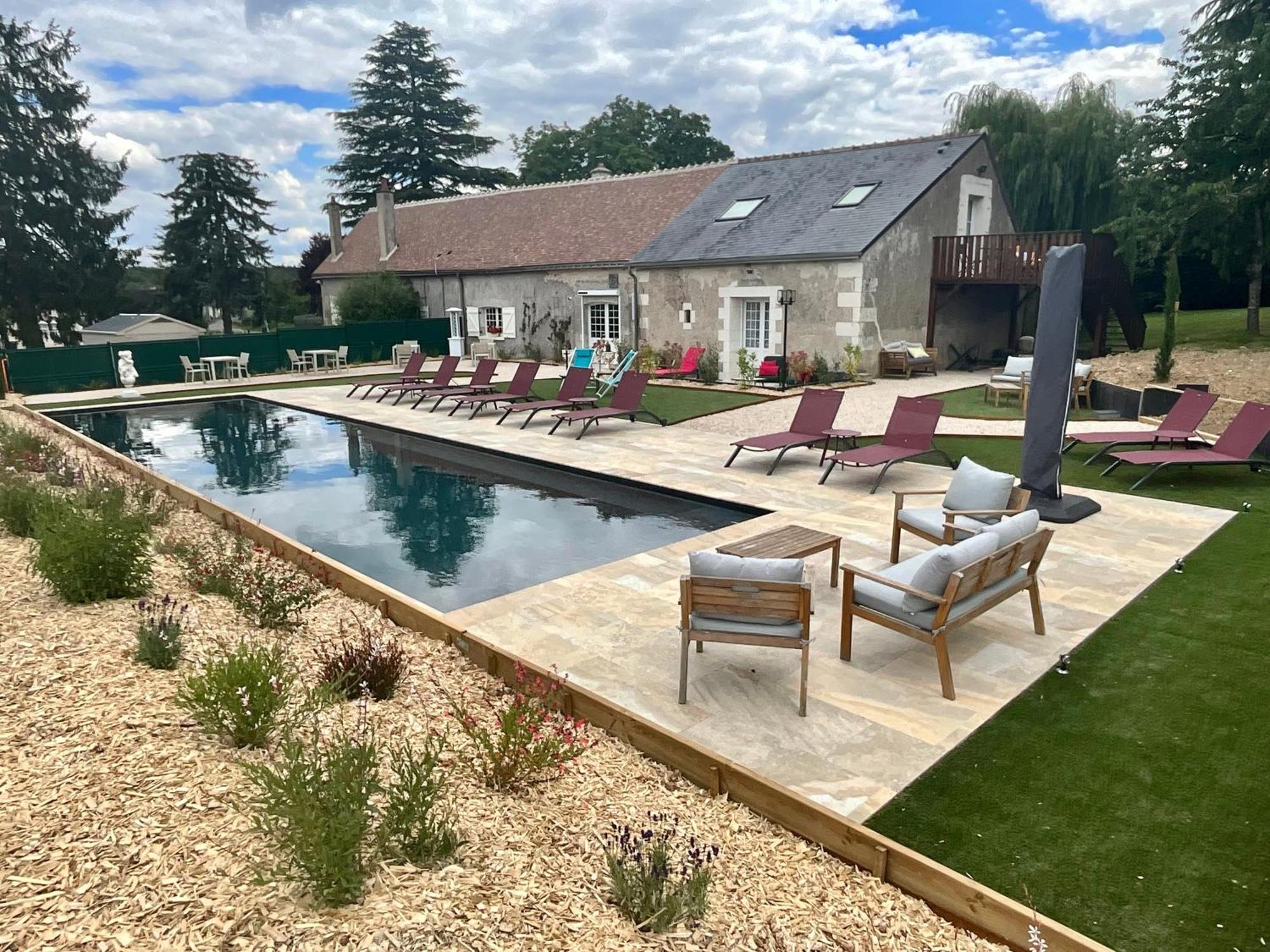 Sans Souci Luxe Heated Pool And Restaurant Luzille